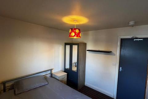 1 bedroom in a house share to rent, Dawlish Road, Birmingham B29