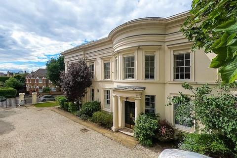 undefined, The Shrubbery, 2 Lavender Gardens, London, SW11