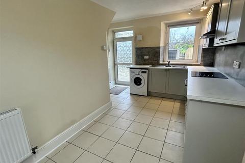 undefined, Carmarthen Road, Cross Hands, Llanelli