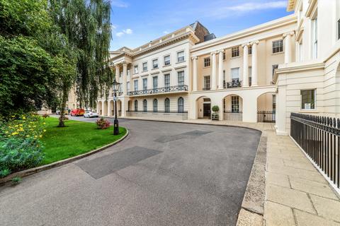 3 bedroom flat to rent, Clarence Terrace, Regent's Park, London, NW1