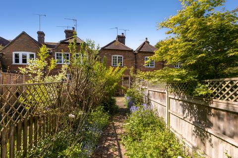 2 bedroom house for sale, High Street, Amersham, HP7