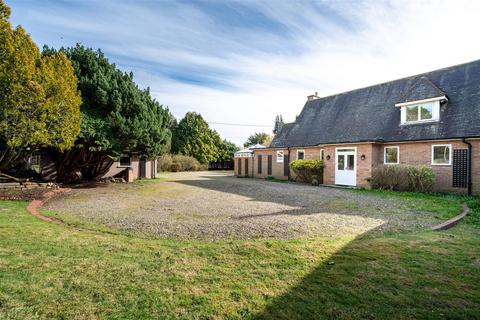 5 bedroom detached house for sale, Sugar Loaf Lane, Iverley, Kidderminster, DY10 3PD