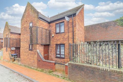 undefined, Gas Street, Canterbury, Kent, CT1