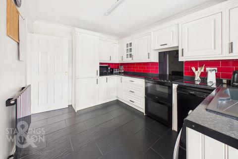 3 bedroom semi-detached house for sale, Linacre Avenue, Sprowston, Norwich