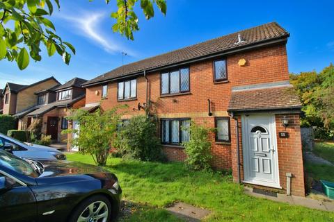 undefined, Rokes Place, Hampshire GU46