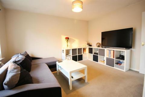 undefined, Rokes Place, Hampshire GU46