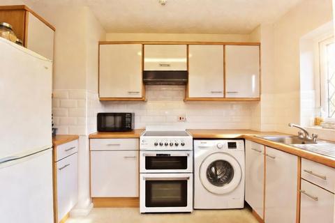 undefined, Rokes Place, Hampshire GU46