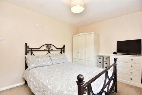 undefined, Rokes Place, Hampshire GU46