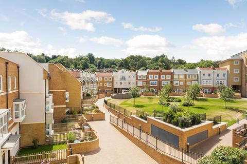 undefined, Flambard Way, Godalming, GU7
