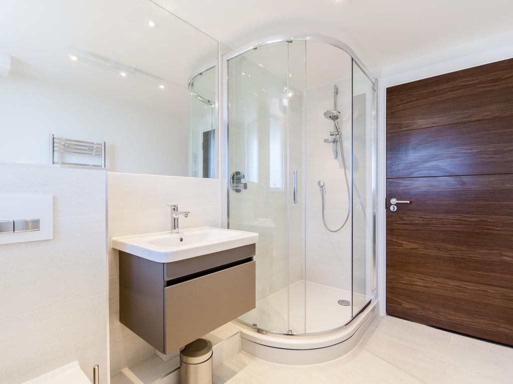 Bathroom1