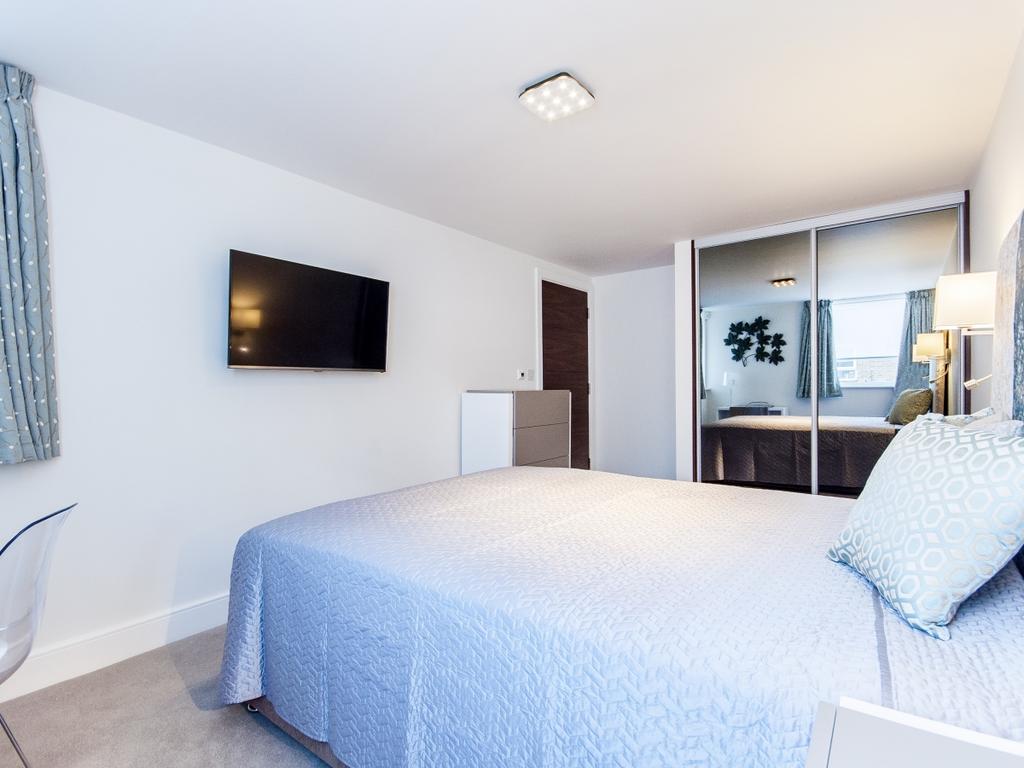Bedroom2