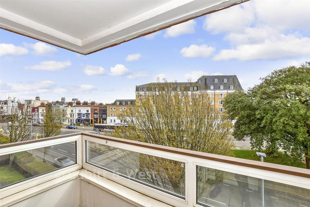 Balcony / Terrace