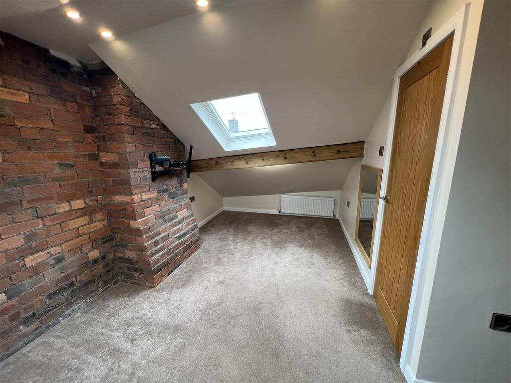 ATTIC 1.jpg