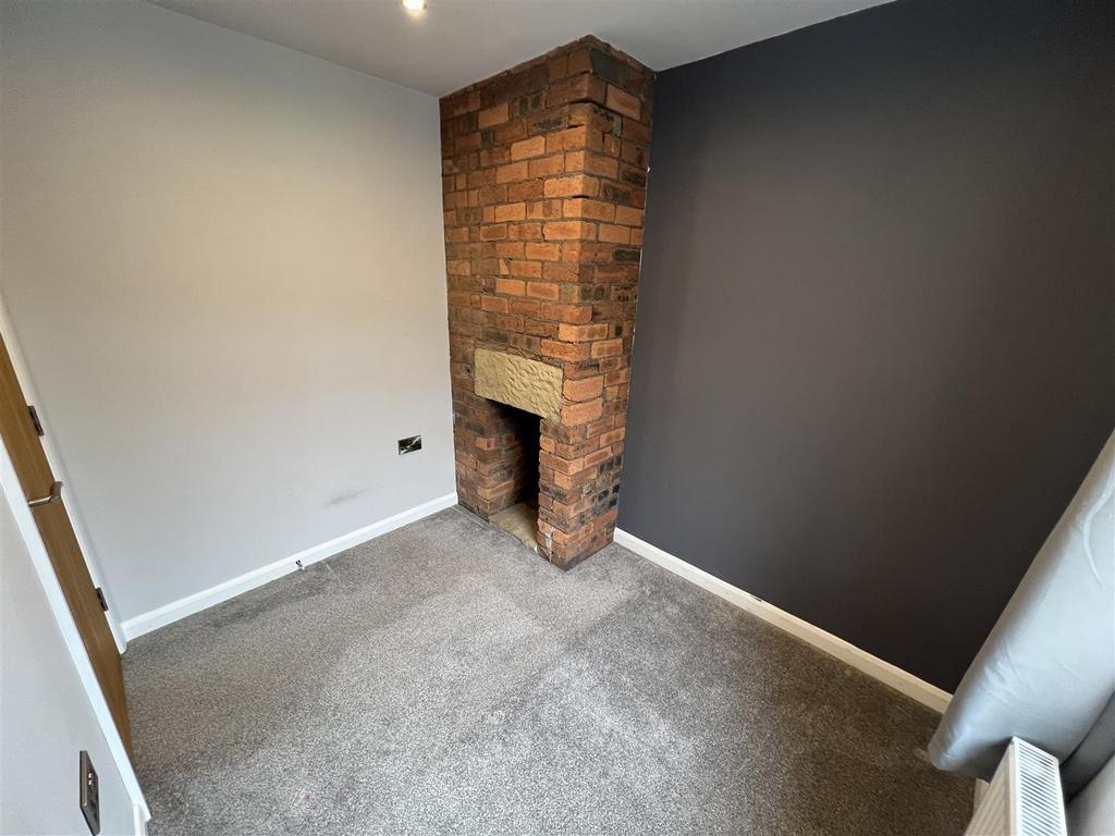 BEDROOM 3.jpg