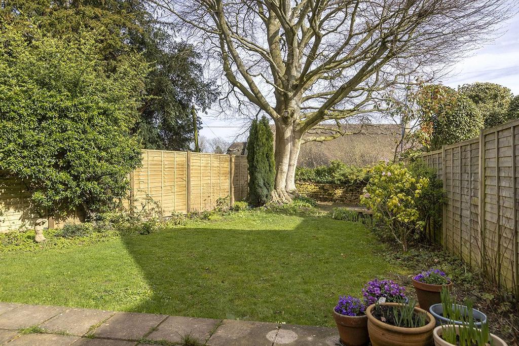 Lawned Garden