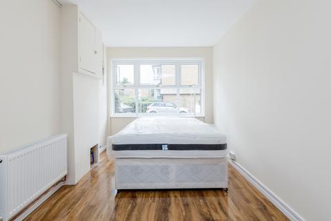 undefined, Keats Close, London SE1