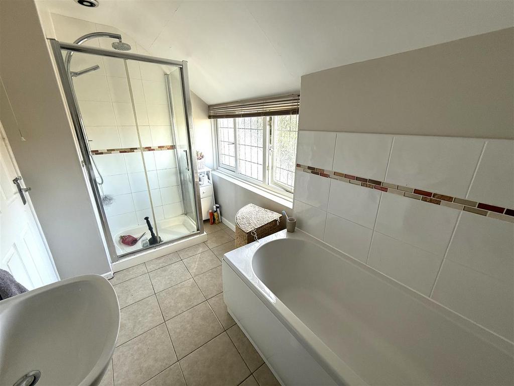 10 PEAKES BATH.jpeg