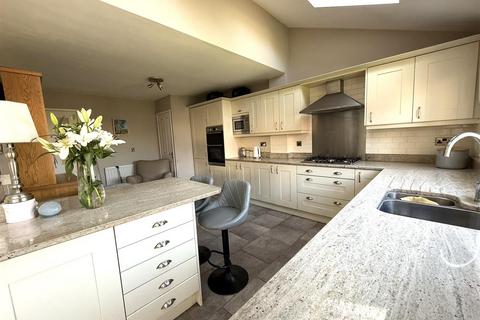 undefined, Peakes Road, Etchinghill, Rugeley