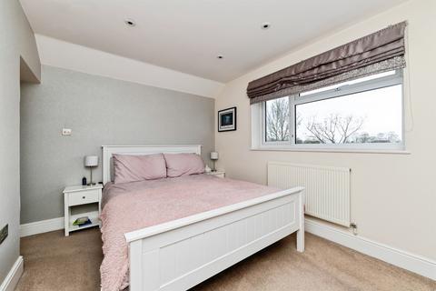 4 bedroom terraced house for sale, The Paddocks, STEVENAGE