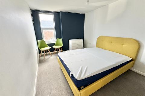 undefined, King Street, Gillingham ME7
