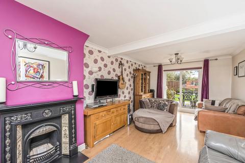 5 bedroom end of terrace house for sale, New Street, Crawley RH10