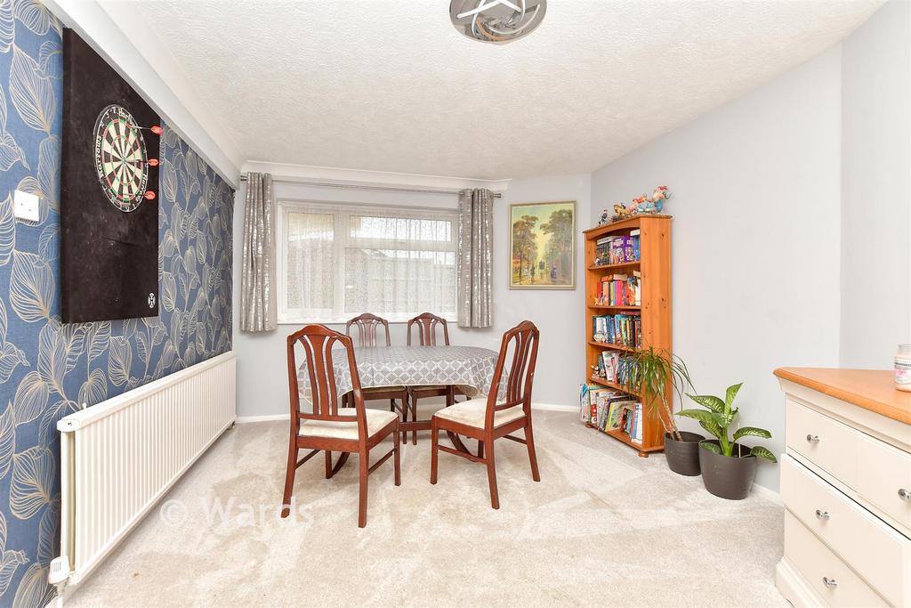 Dining/Family Room