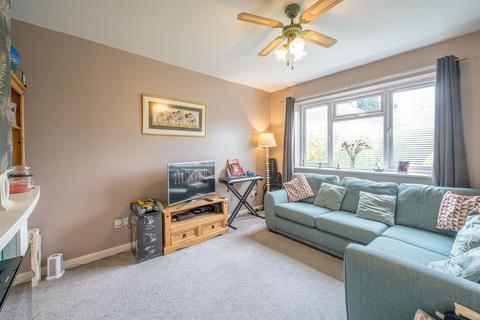 3 bedroom semi-detached house for sale, Caslon Crescent, Norton, Stourbridge, DY8 3EZ