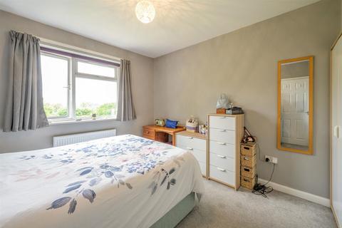 3 bedroom semi-detached house for sale, Caslon Crescent, Norton, Stourbridge, DY8 3EZ