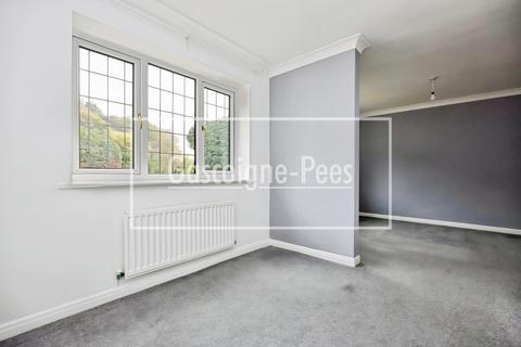 undefined, Salt Box Road, Guildford, GU3