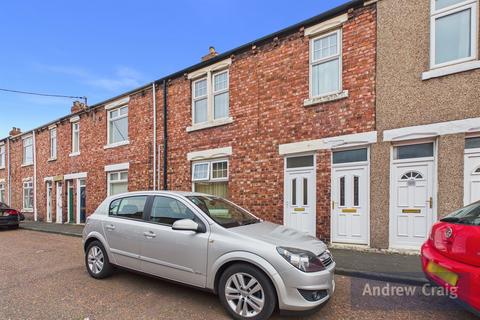 2 bedroom flat for sale, Queen Street, Birtley