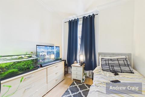 2 bedroom flat for sale, Queen Street, Birtley