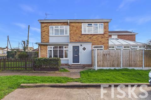 2 bedroom detached house for sale, Farm Road, Canvey Island, SS8