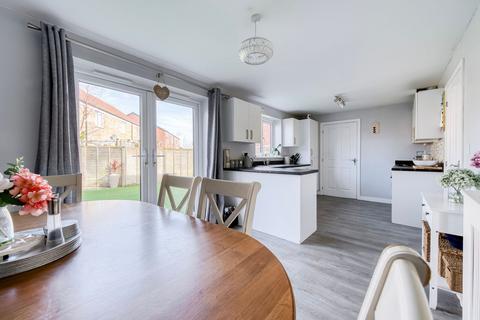 4 bedroom detached house for sale, Delph Road, Bradwell
