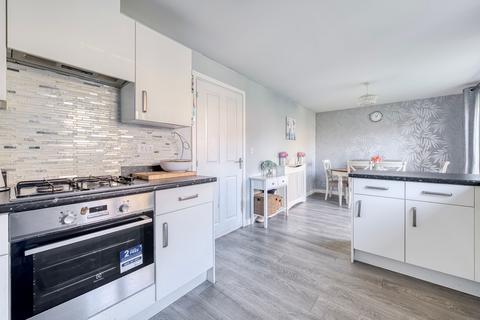 4 bedroom detached house for sale, Delph Road, Bradwell