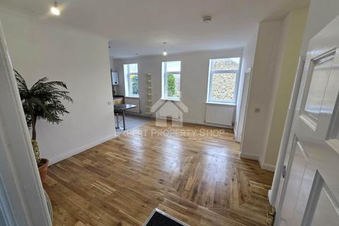 undefined, Apartment 1, Oxford Road, Gomersal