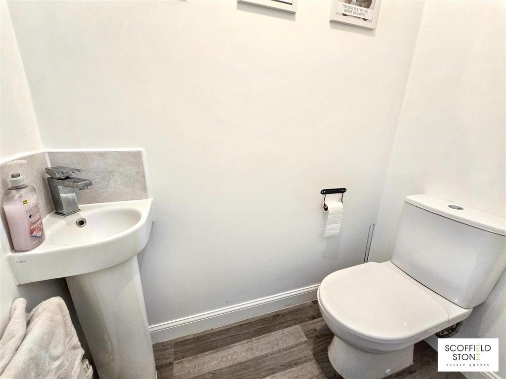 Guest cloakroom