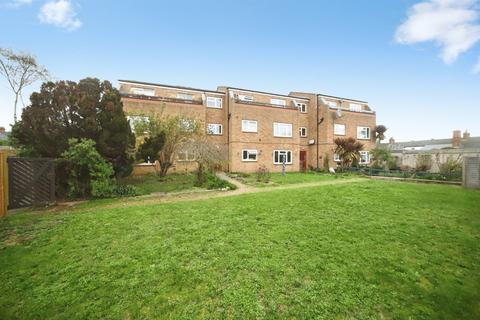 2 bedroom flat for sale, Gladstone Street, Taunton