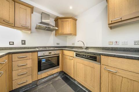2 bedroom flat to rent, Kingsley Mews, London E1W