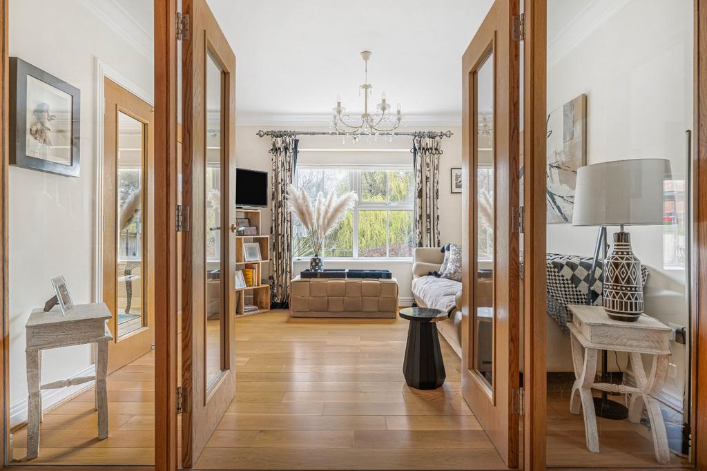 Entrance To Snug