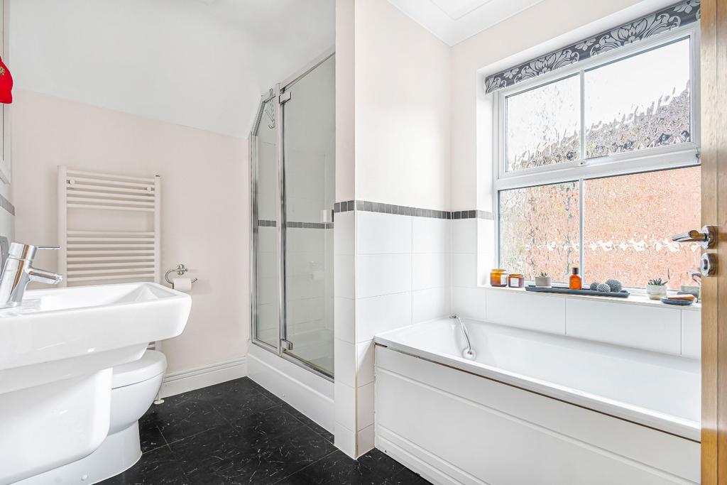 En-Suite To Master