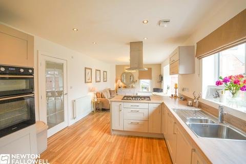 4 bedroom detached house for sale, Bacopa Drive, Retford DN22