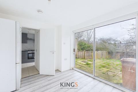 3 bedroom terraced house for sale, Bishops Rise, Hatfield, AL10