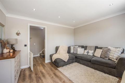 2 bedroom semi-detached house for sale, Osborne Crescent, Chichester