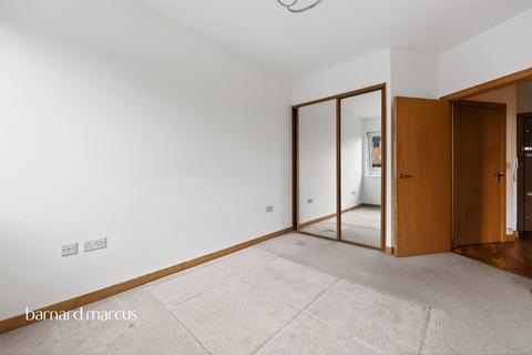 undefined, Manor Road, Wallington