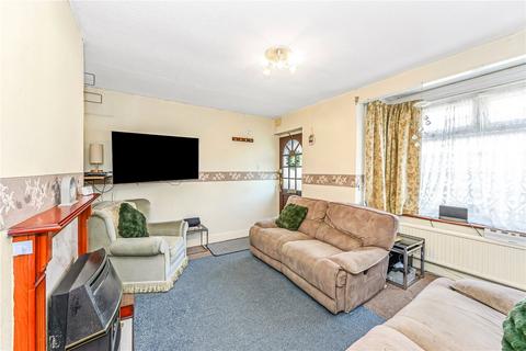undefined, Third Avenue, Dagenham RM10