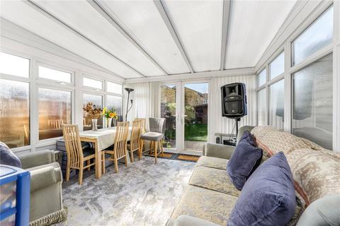 undefined, Third Avenue, Dagenham RM10