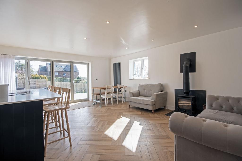Open plan kitchen / dining room / lounge