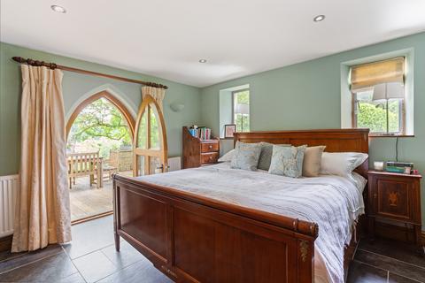 undefined, New Way, Godalming, GU7