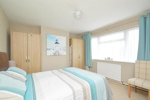 undefined, BACKING ONTO FIELDS * GODSHILL