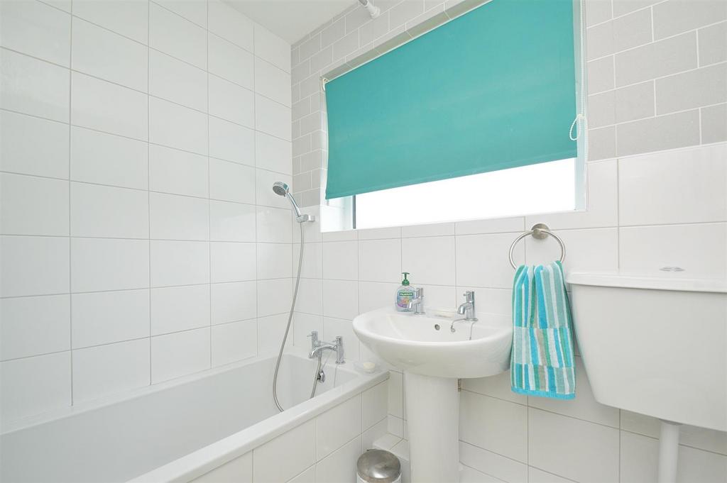 Bathroom.jpg